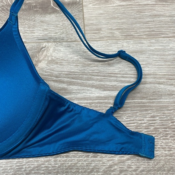 Victoria’s Secret Very Sexy Push-up Bra Teal Underwire 32D - Picture 11 of 11